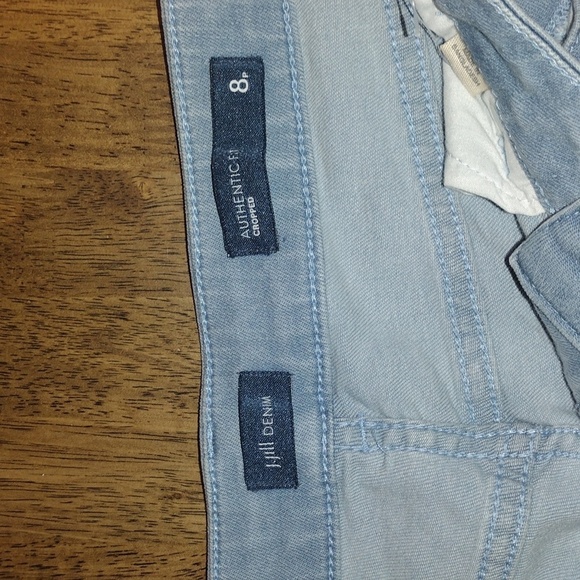 J.Jill Cropped Authentic Fit Light Wash Jeans 8p - Picture 4 of 6